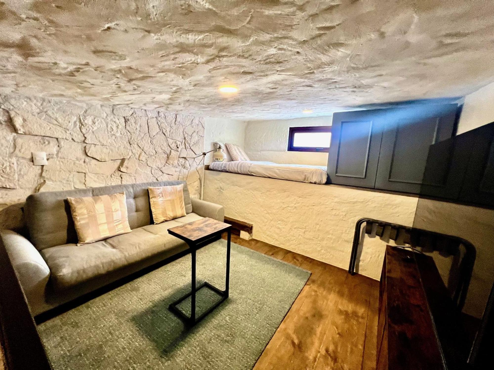 Antares Valquirico Apartment Santeagueda ภายนอก รูปภาพ
